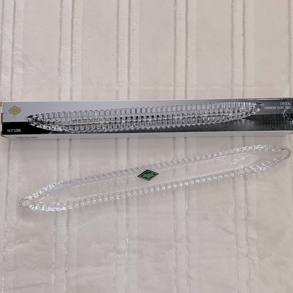 Shannon Crystal Designs of Ireland Hand Crafted Harmony Olive / Caviar Tray